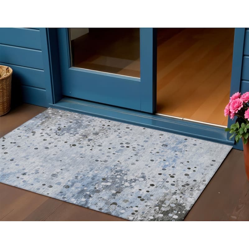 HomeRoots Abstract Transitional Rectangle Outdoor Rug - 3' x 5'