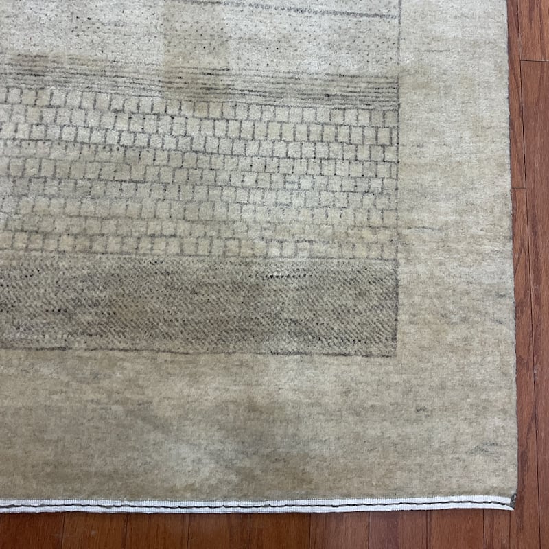 HERAT ORIENTAL Hand-knotted Indo 6' x 9' Gabbeh Wool Rug - 6' x 9'