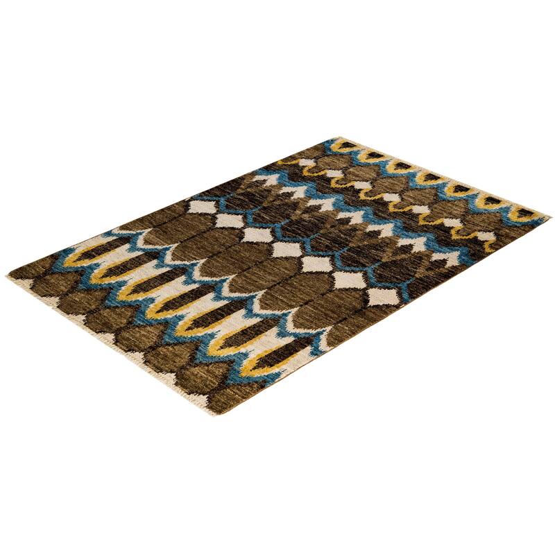 Overton Hand Knotted Wool Vintage Inspired Modern Contemporary Modern Green Area Rug - 4' 0" x 6' 1"
