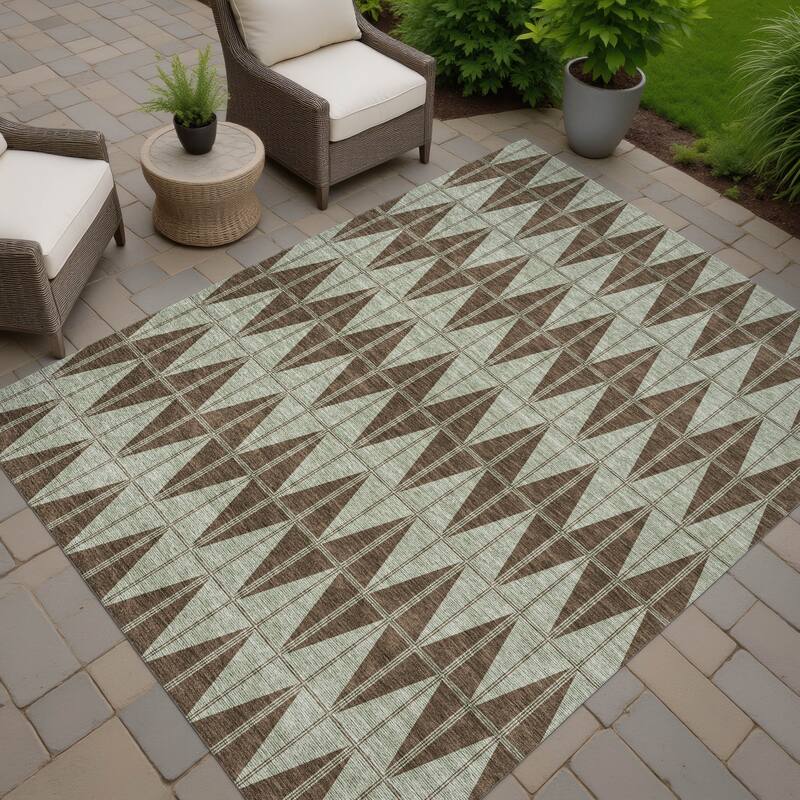 Machine Washable Indoor/ Outdoor Modern Zeke Chantille Rug