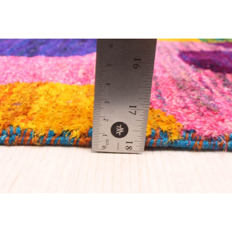 ECARPETGALLERY Hand-knotted Opulence Dark Pink Silk Rug - 4'9 x 6'9