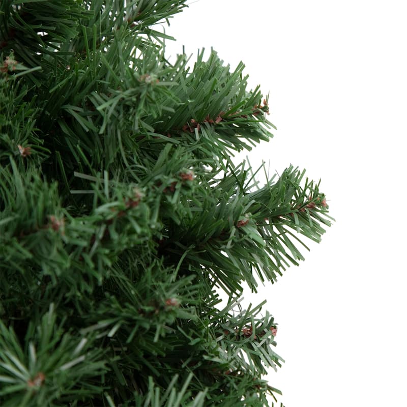 Colorado Spruce Artificial Christmas Wreath 24-Inch Unlit - 24"