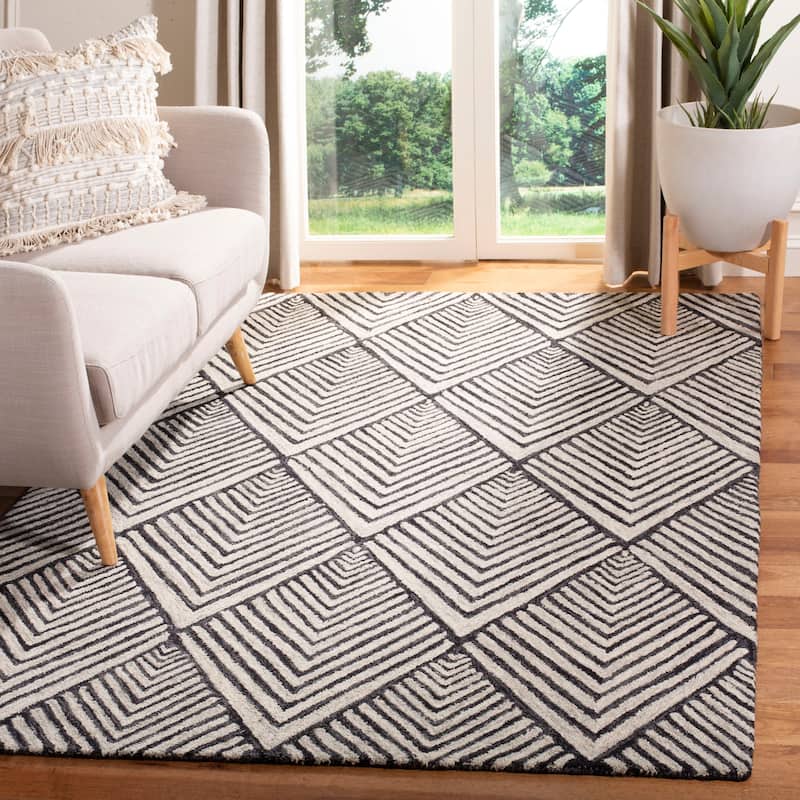 SAFAVIEH Handmade Micro-Loop Hinderike Wool Rug - 5' x 8' - Charcoal/Ivory - Rectangle