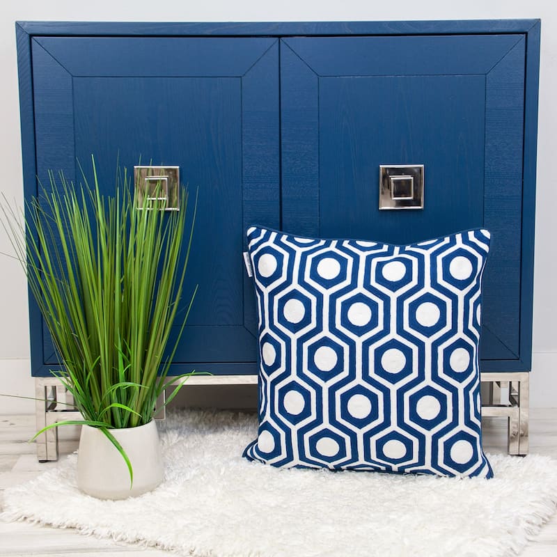 HomeRoots 18" X 18" Blue 100% Cotton Geometric Zippered Pillow