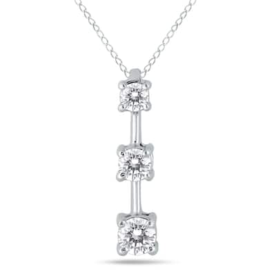 Marquee 10k White Gold 1/2ct TDW Diamond Graduated 3-stone Drop Pendant
