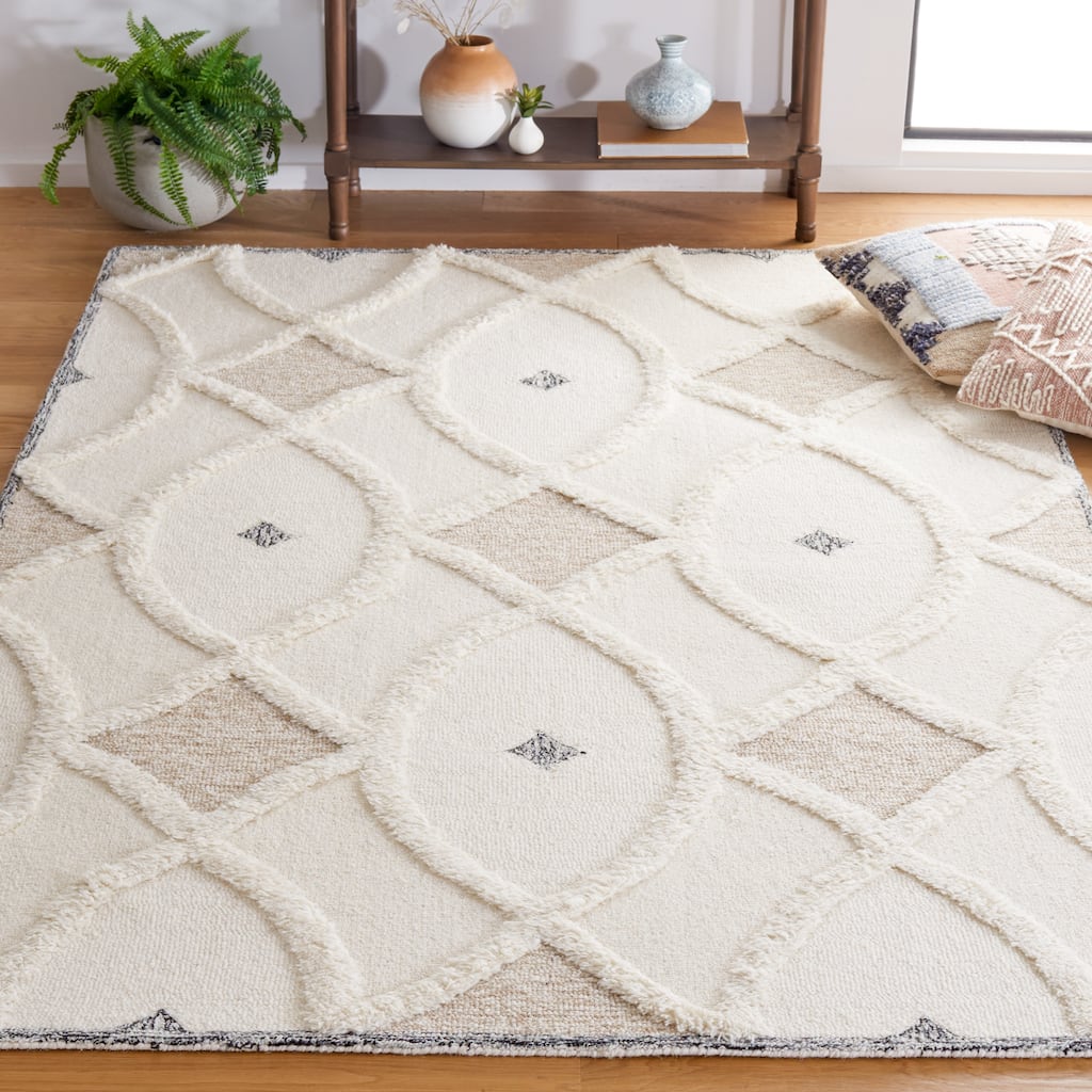 SAFAVIEH Handmade Casablanca Velina Wool Rug