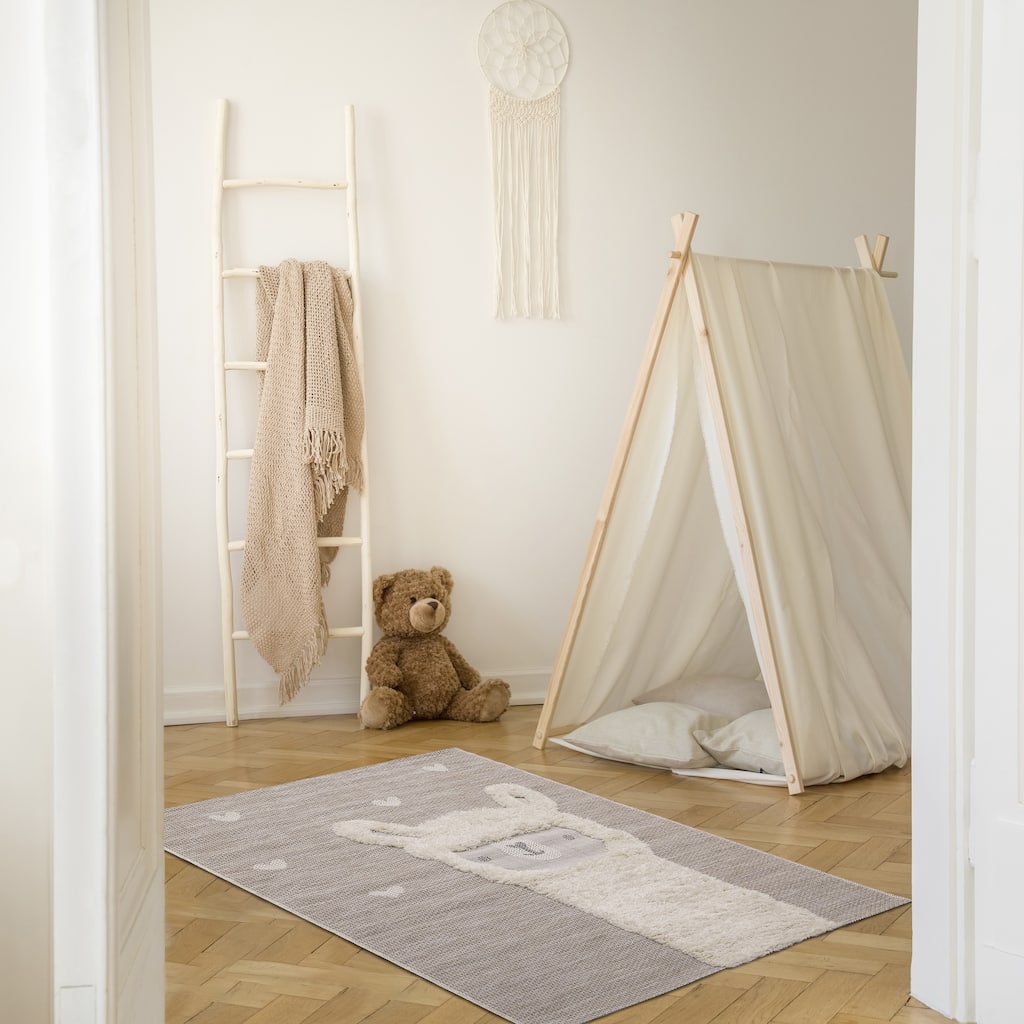Kids Collection - Beige/Cream Llama Rug - 2'0" x 3'7"