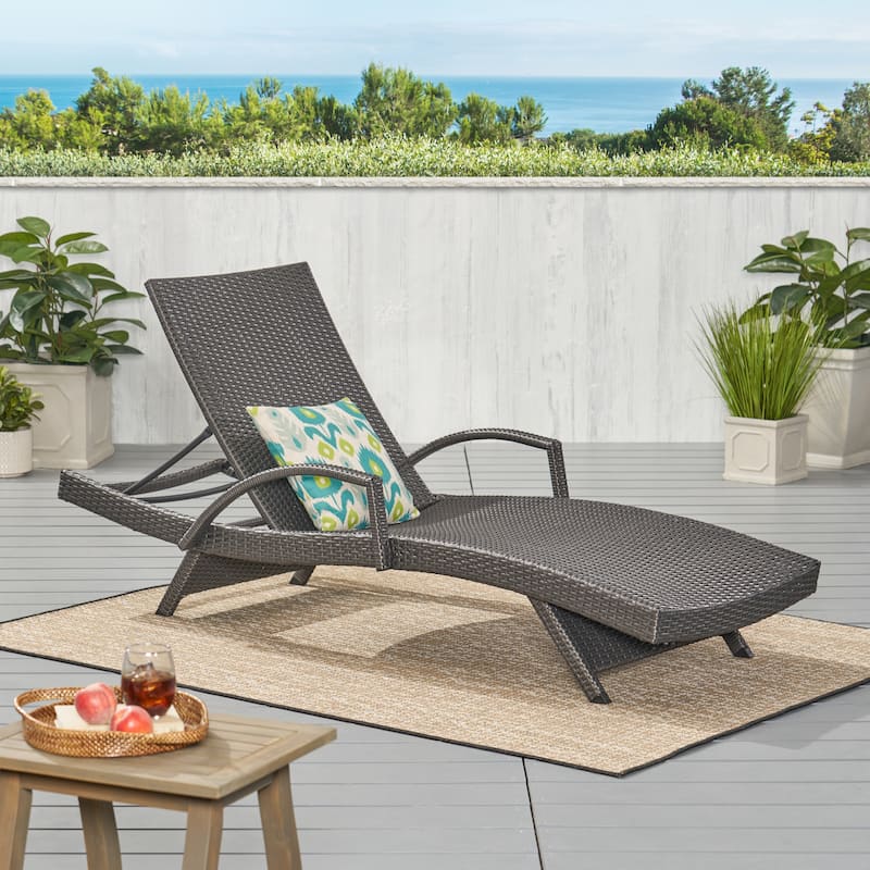 Roomfitters PE Wicker Chaise Lounge with Arm for Outdoor Relaxation, Adjustable Backrest, Stylish Patio Furniture