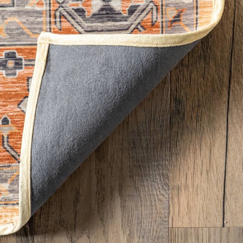 Nuloom Cira SpinClean Traditional Vintage Machine Washable Area Rug