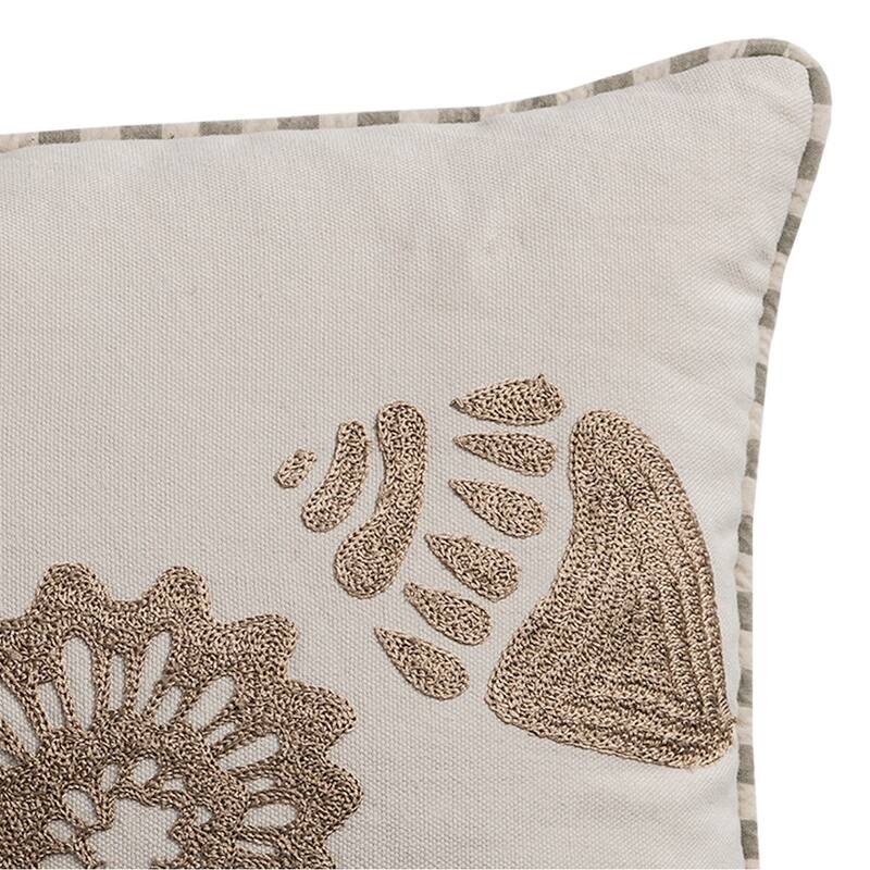 Rizzy Home Traditional Cream Pillow Cover - 11"x21"