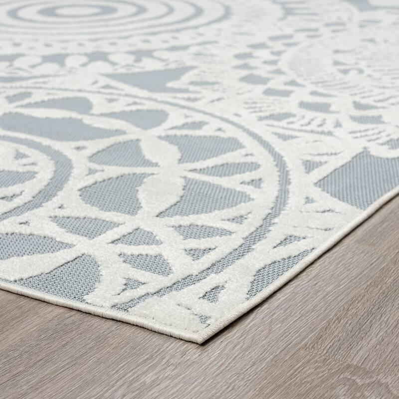 Cruise Bohemian & Eclectic Geometric Indoor/Outdoor Area Rug