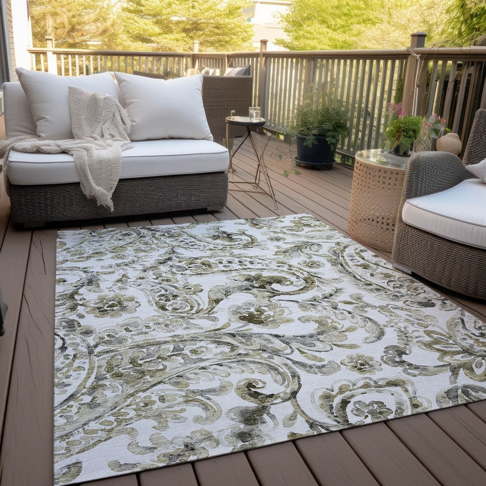 Machine Washable Indoor/ Outdoor Chantille Traditional Scroll Rug