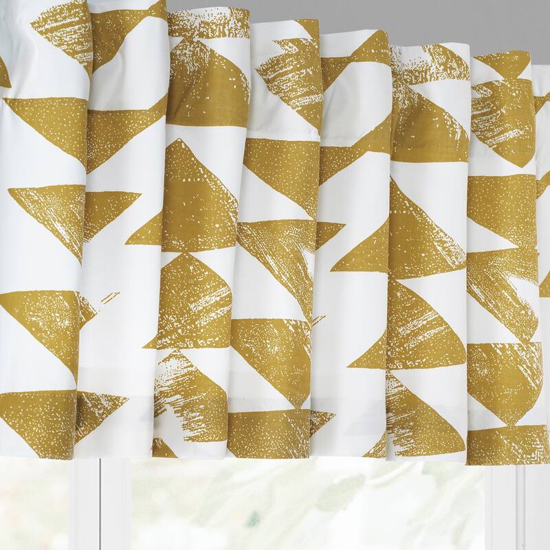 Exclusive Fabrics Triad Printed Cotton Window Valance - 50 X 19