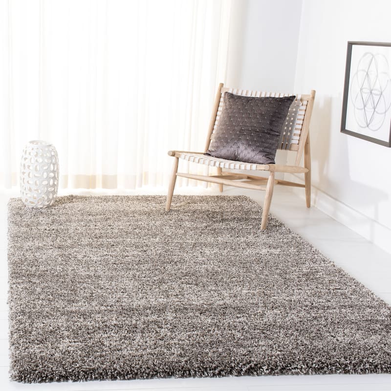 SAFAVIEH Hudson Shag Renita 2-inch Thick Rug - 4' x 6' - Grey/Ivory