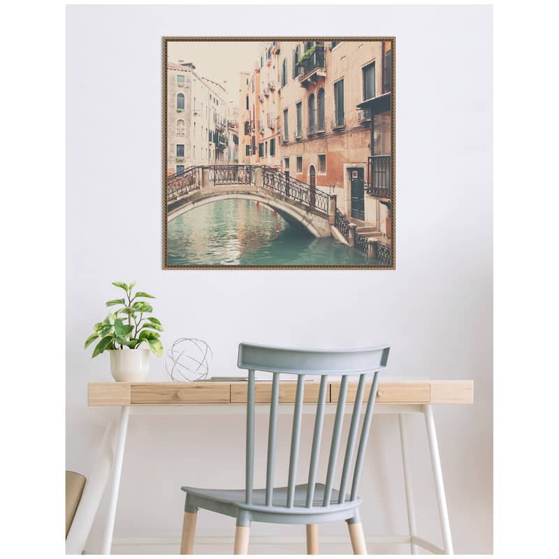 Kate and Laurel Sylvie Wandering The Streets of Venice Framed Canvas by Laura Evans