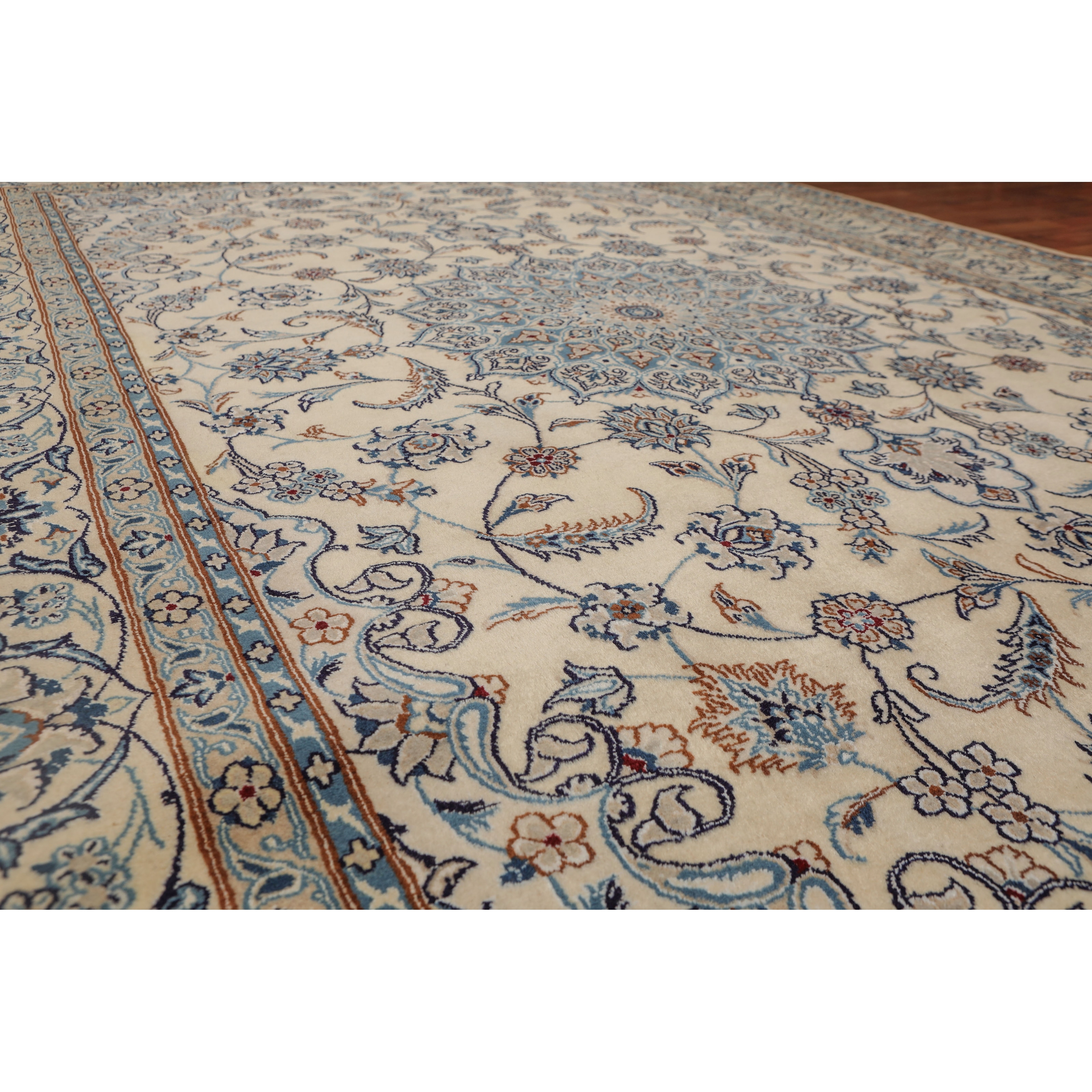 Cream Floral 3X4 Indo-Nain Oriental Rug