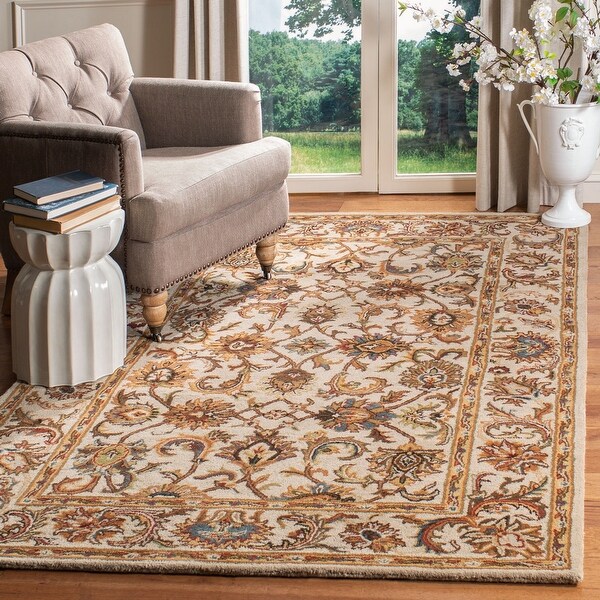 Safavieh Handmade Classic Clotilda Traditional Oriental Wool Rug. Opens flyout.