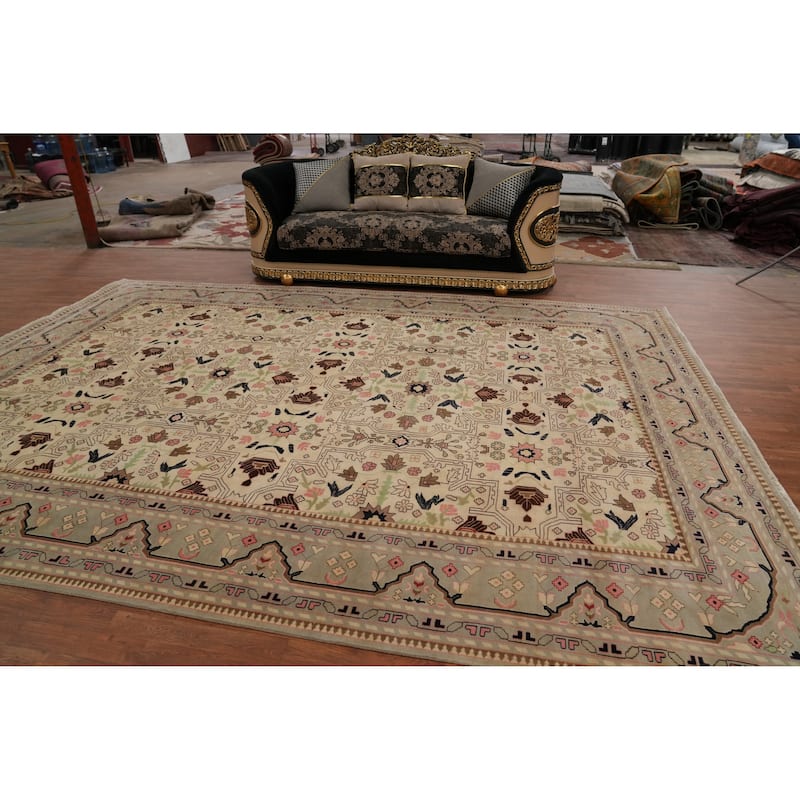 Hand-knotted Traditional Wool Beige Geometric Oriental Area Rug - 14' 1'' X 10' 0''