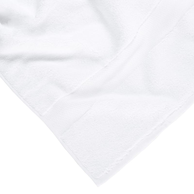 SAFAVIEH Plush Bath Towel (Set of 2) - 27" W x 54" H