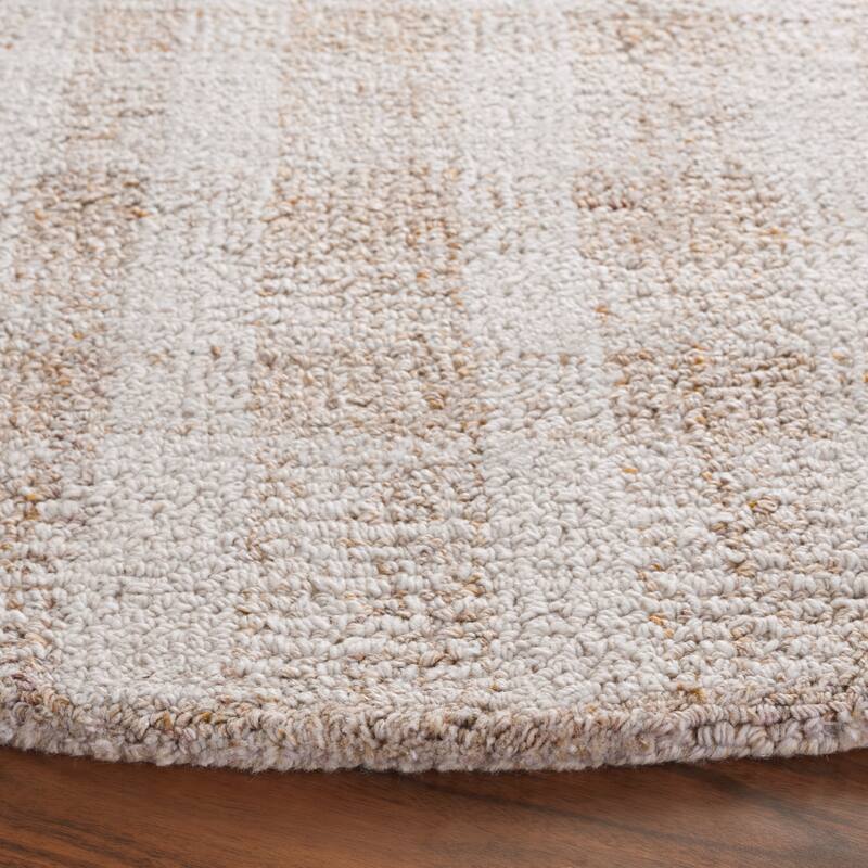 SAFAVIEH Handmade Abstract Imka Checkered Wool Rug