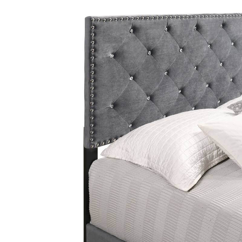 Upholstered Tufted Jewel Full Panel Bed - 77" - Gray
