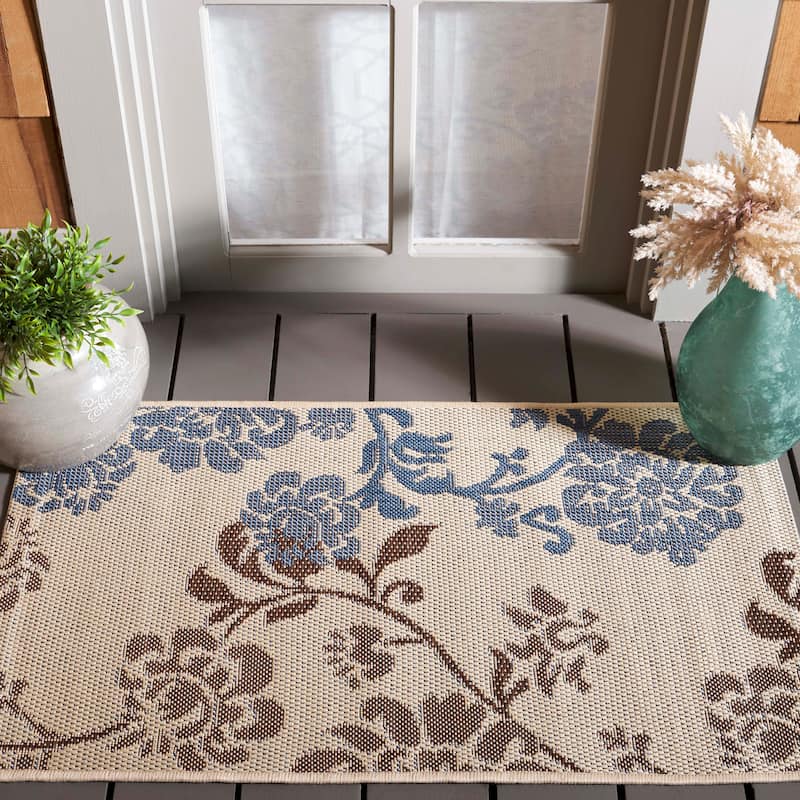 SAFAVIEH Courtyard Vernelle Arvyda Outdoor Waterproof Patio Backyard Rug