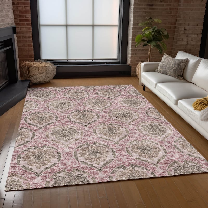 Machine Washable Indoor/ Outdoor Chantille Traditional Damask Rug