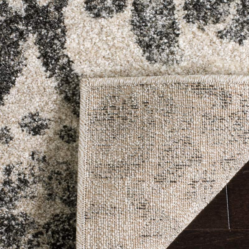 SAFAVIEH Retro Dayse Distressed Modern Abstract Rug
