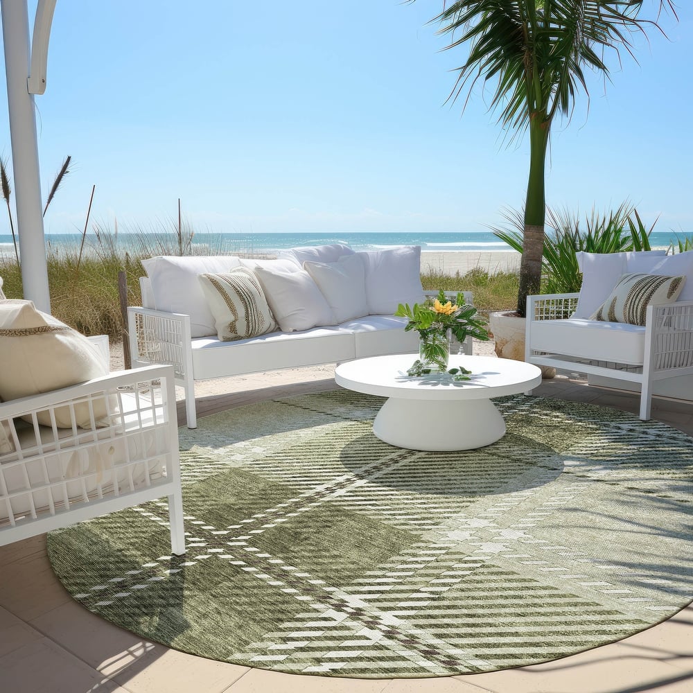 Machine Washable Indoor/ Outdoor Chantille Plaid Cozy Rug