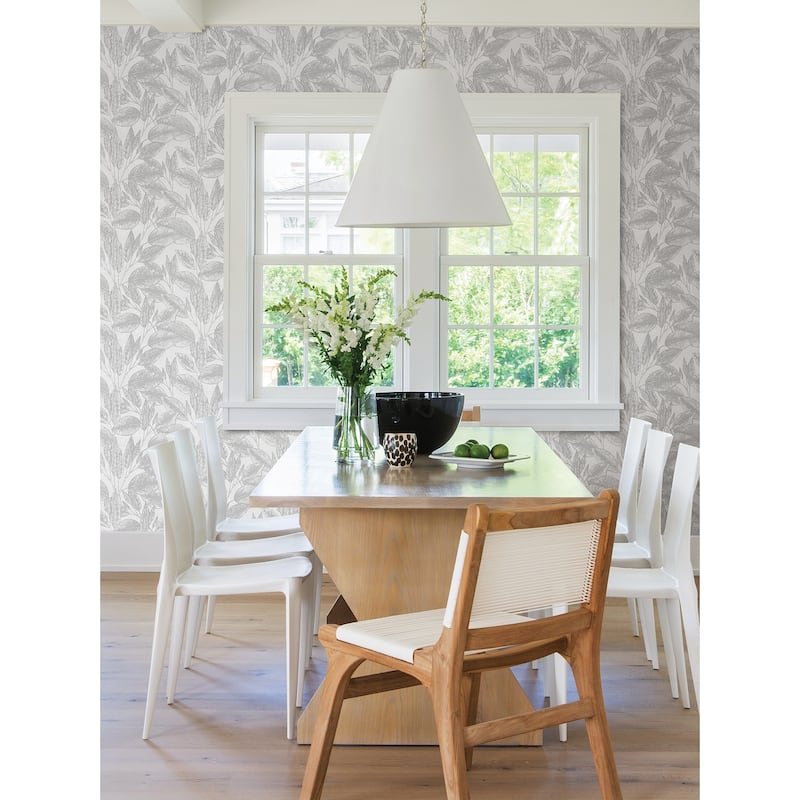 Advantage Suki Silver Leaves Wallpaper - 20.9in x 396in x 0.025in - 20.9in x 396in x 0.025in