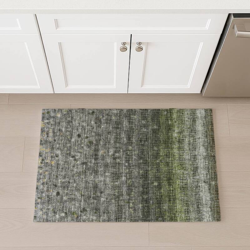 Machine Washable Indoor/ Outdoor Abstract Ombre Chantille Rug