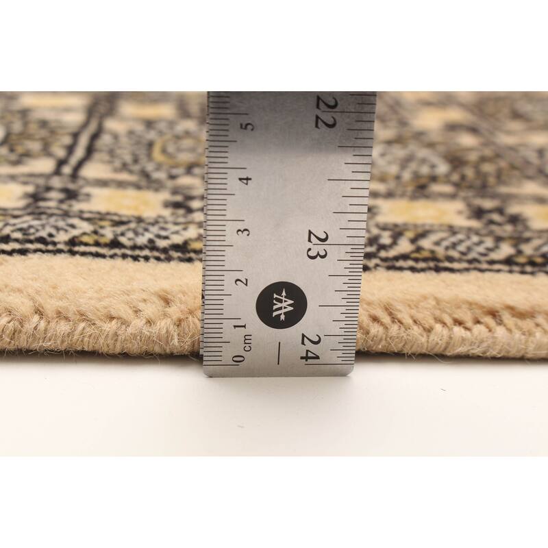 ECARPETGALLERY Hand-knotted Peshawar Bokhara Beige Wool Rug - 4'2 x 6'1