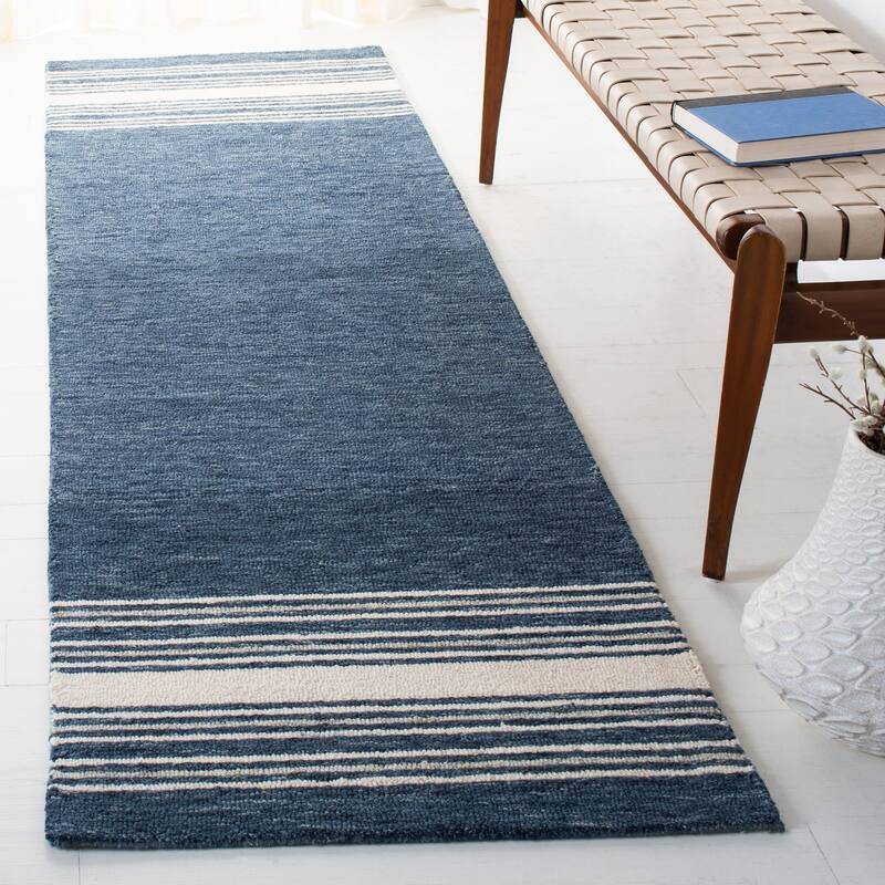 SAFAVIEH Handmade Metro Heidrin Stripe Wool Rug