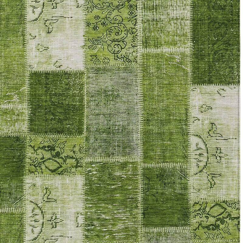HomeRoots Patchwork Traditional Rectangle Outdoor Rug