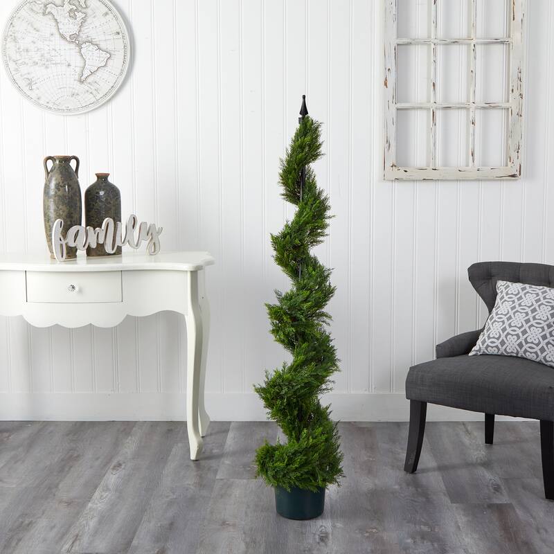5ft Spiral Christmas Tree - Timeless Holiday Decor - Indoor Green Tree with Pot - 5ft.