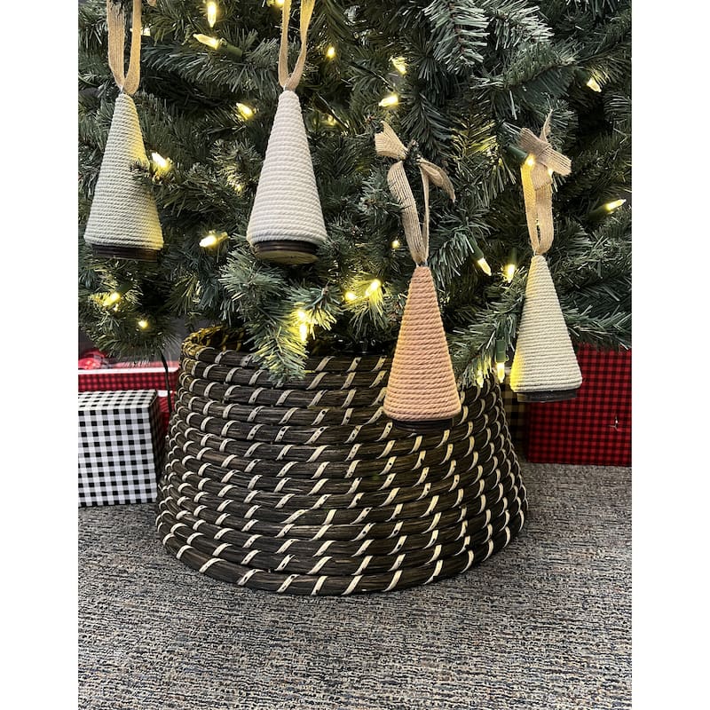 JoJo Fletcher Natural Woven Christmas Tree Collar - 20" x 15" x 10"