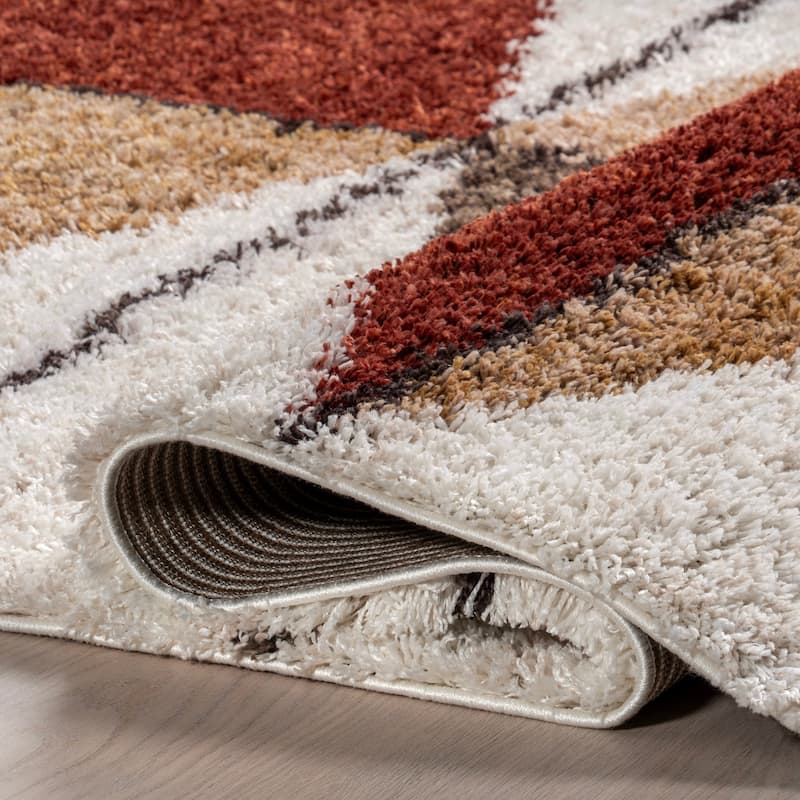 Nuloom Micah Diamond Shag Tassel Area Rug