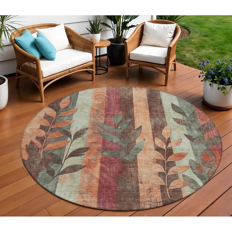 HomeRoots Floral Transitional Rectangle Outdoor Rug - 8' Round