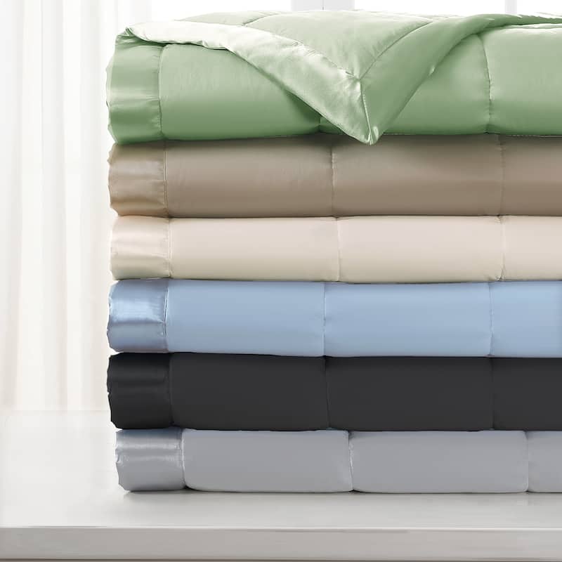 Solid Colored Microfiber Down Alternative Blanket