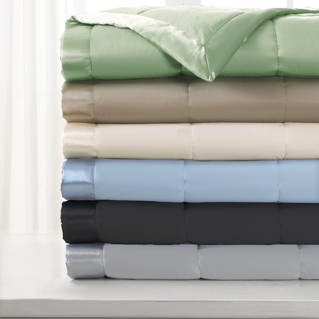 Solid Colored Microfiber Down Alternative Blanket