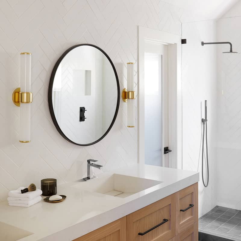 Single Hole Faucet with Deck Bathroom Sink