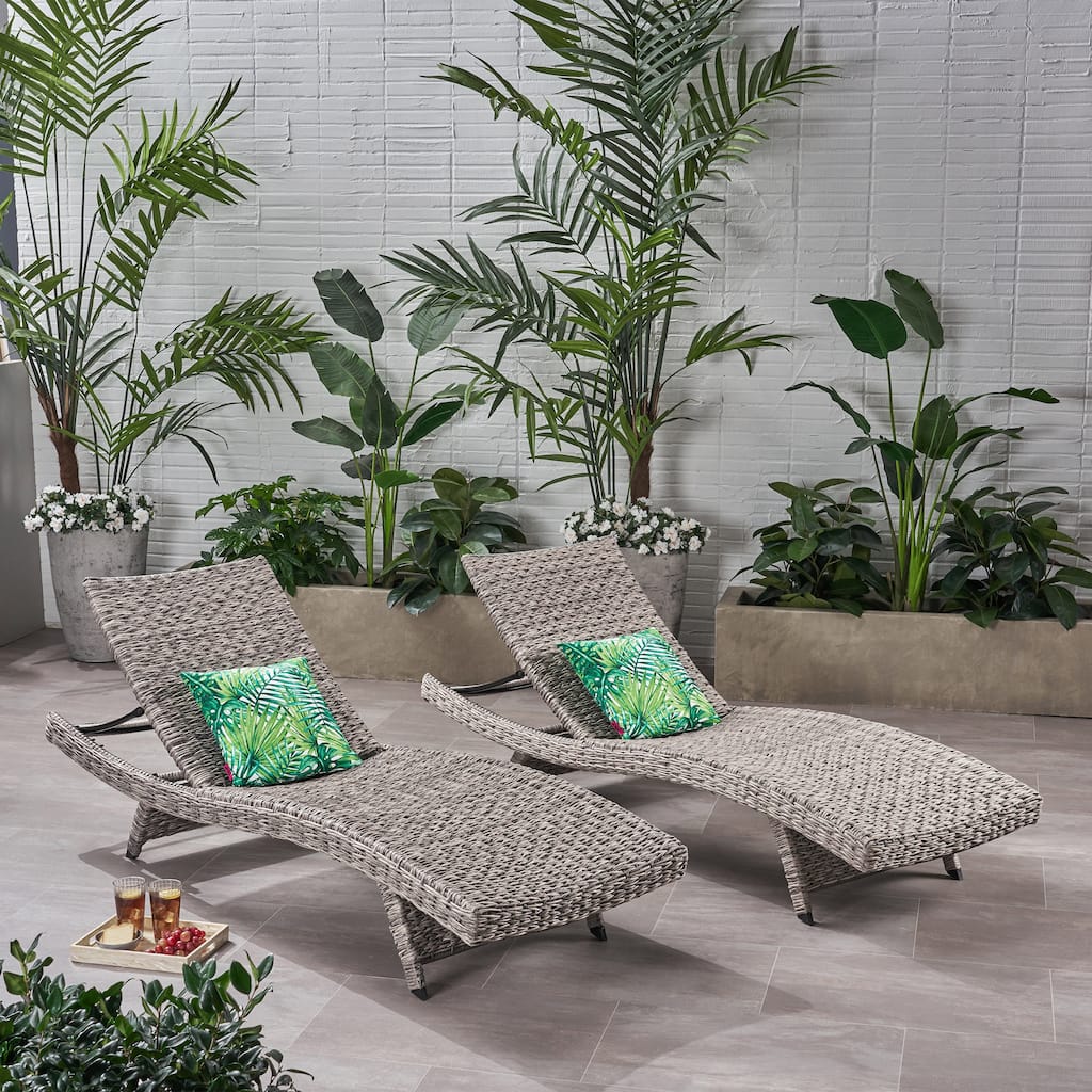 Crete Wicker Chaise Lounge