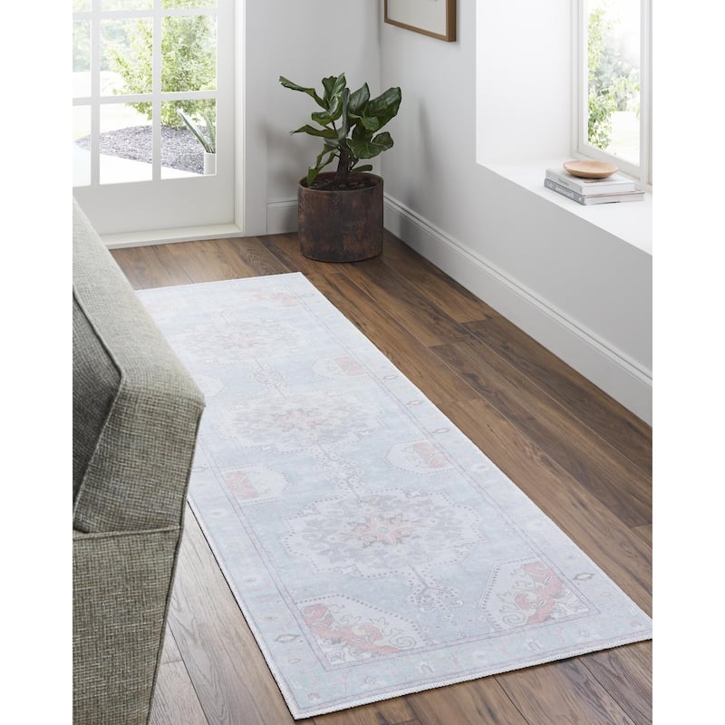 Livabliss Embrace Traditional Oriental Area Rug - Denim - 2' 7" x 7' 10"