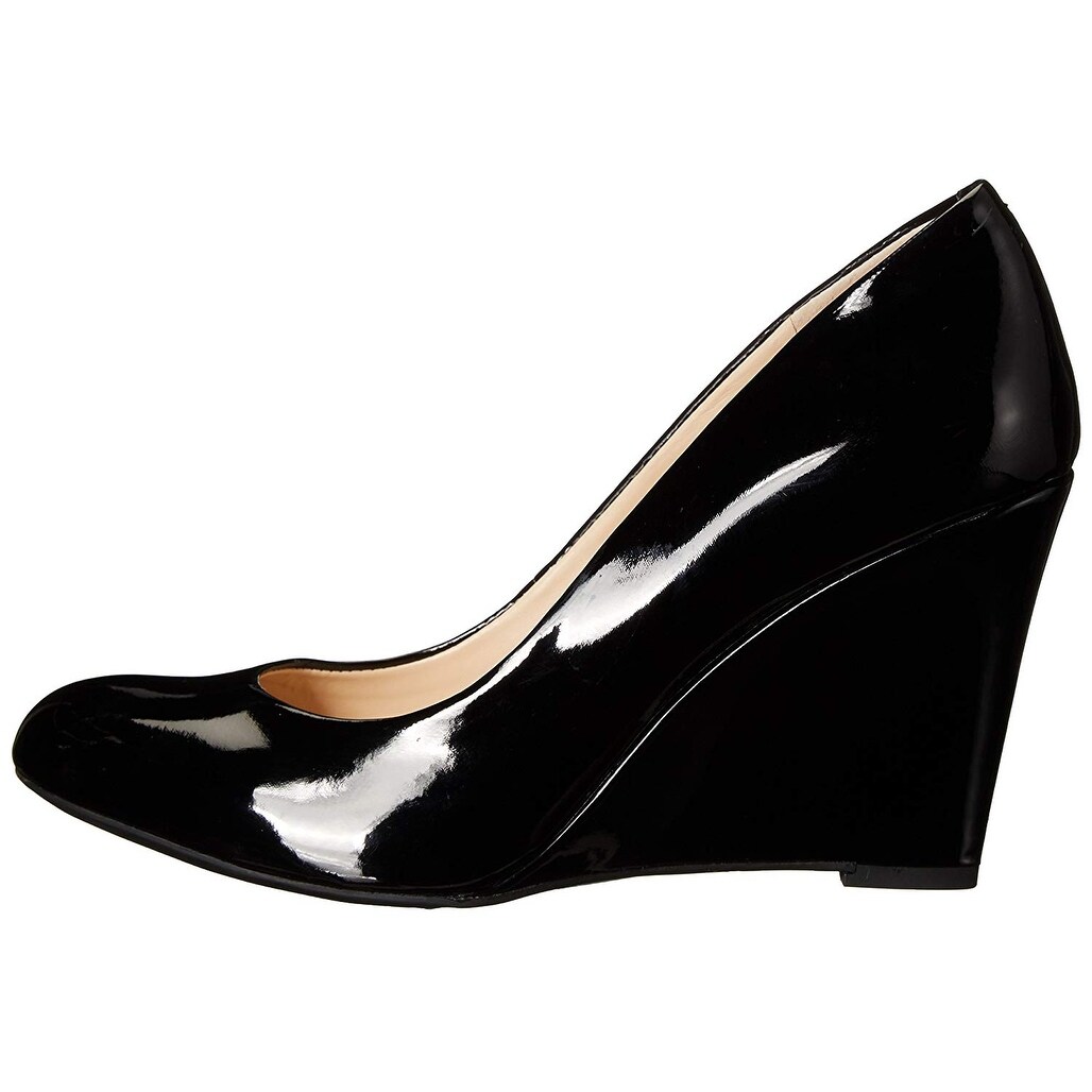 jessica simpson cash wedge pump