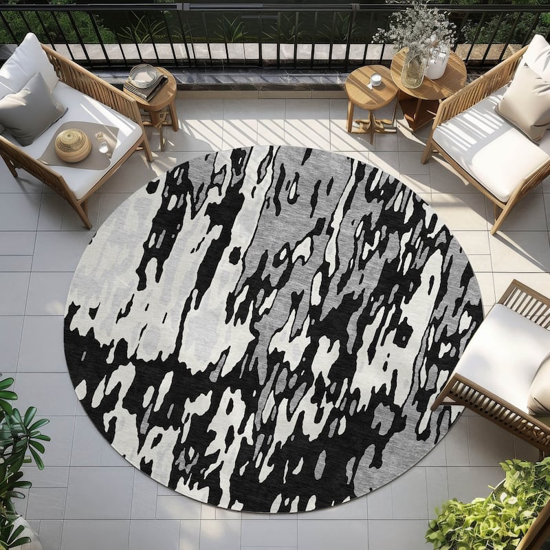 Machine Washable Indoor/ Outdoor Abstract Contemporary Chantille Rug - Black - 8' x 8'