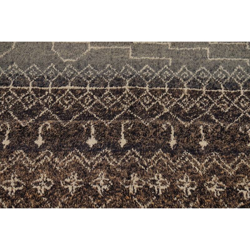 Plush Moroccan Area Rug Hand-Knotted Bedroom Wool Carpet - 6'10" x 9'10"