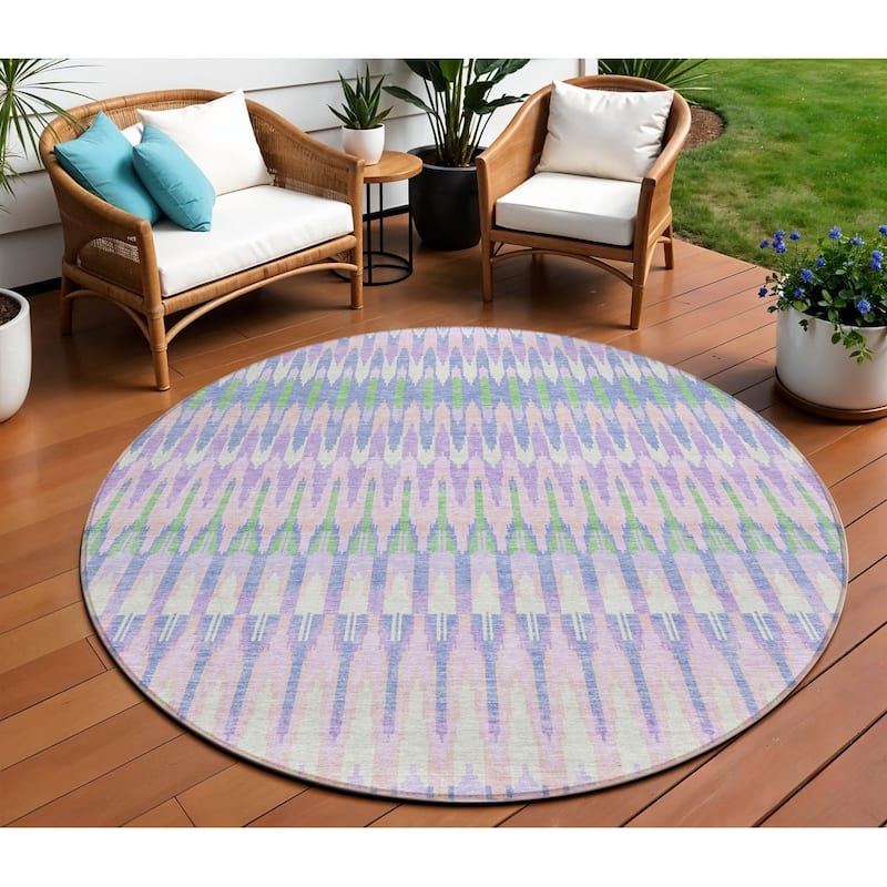 HomeRoots Southwestern Transitional Rectangle Outdoor Rug - 8' Round