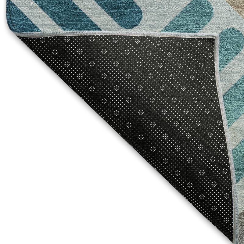 Machine Washable Indoor/ Outdoor Modern Weave Chantille Rug