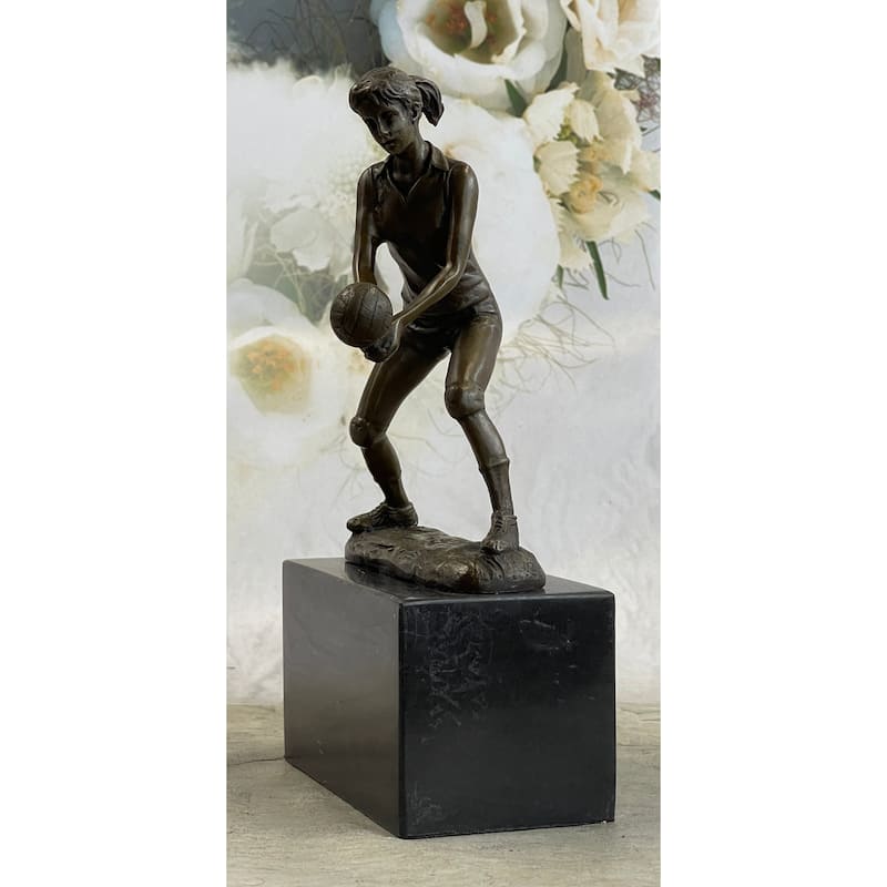 Girl Volleyball Olympic Sport Game Bronze Figurine Statue Hot Cast Sculpture Art