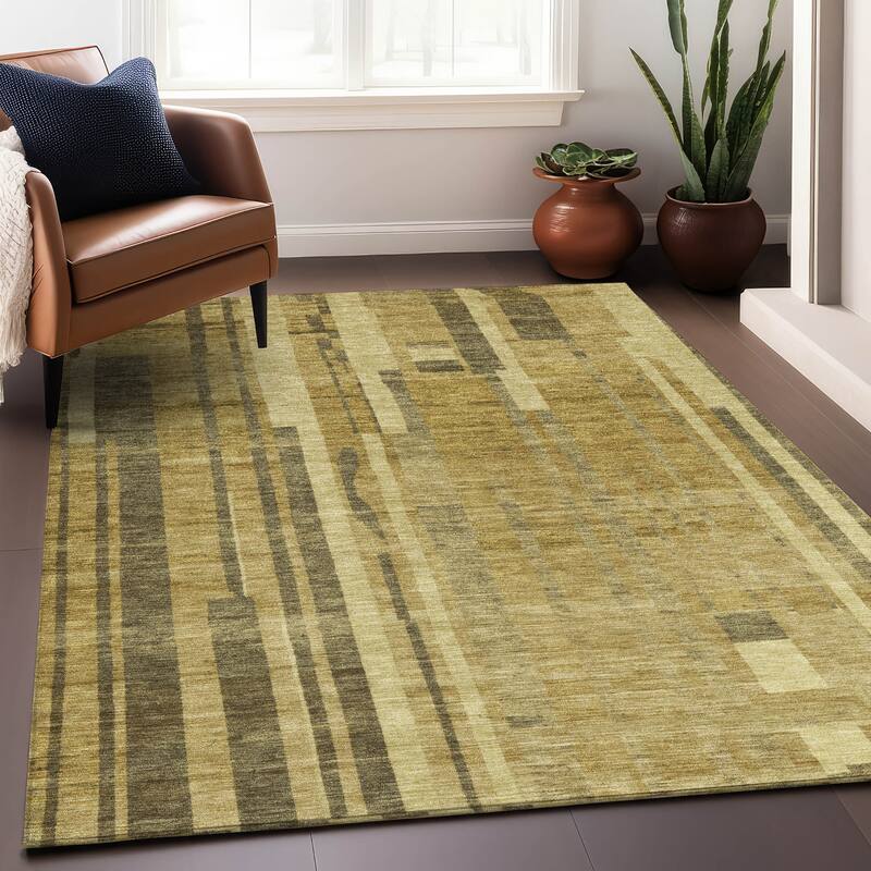 Machine Washable Indoor/ Outdoor Modern Stripes Chantille Rug - Gold - 2'6" x 3'10"